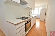 Prodej bytu 4kk 73m2, P10 Zbhlice, ul. Narcisov, balkon 4m2, sklep 1m2